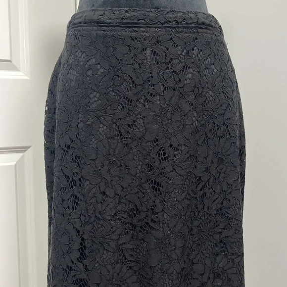 Who What Wear women’s Lace Skirt size 8 in black - Picture 2 of 4